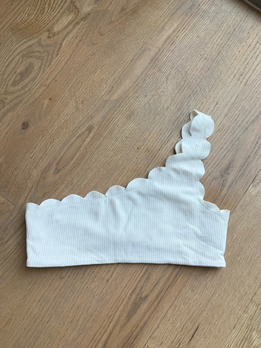 Marysia One-Shoulder Scalloped White swimsuit top